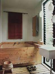 pin van metzli barillas op garden home inspiration minimalistische interieurstijl japanse badkamer hout badkamer