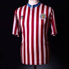 Further images of man city's 2020/21 away and third shirts revealed additional images of the 2020/21 manchester city alternative kits produced by german manufacturers puma have surfaced on sunday. 50 Shades Of Blue A Collection Of Retro Man City Shirts Classic Football Shirts Retro Men Shades Of Blue