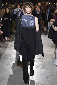 Raf Simons Spring 2017 Menswear Fashion Show Raf Simons Menswear Menswear Runway