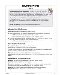 Pin By Amanda Novak On K 1 Language Arts Spelling Lessons Rhyming Words Decoding Words