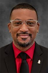 Dwayne Lucas, executive principal of Kecoughtan High School, earns  doctorate #WeAreHCS http://www.hampton.k12.va.us/news/Aug23/DLucas.html