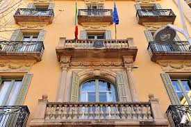 Numero telefono, indirizzo e mappa. La Testimonianza Al Consolato Italiano Di Barcellona Un Servizio Indecente E Vergognoso Italia Chiama Italia