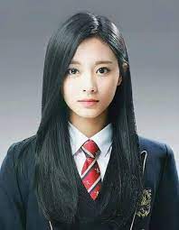Edit of her and it took me hours. Tzuyu Twice Tzuyu Graduation Photo Facebook