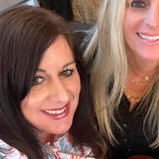 Has anyone been watching "Pop the 🎈"on Netflix👀 Cinco/5 from season 3 LI  USA is