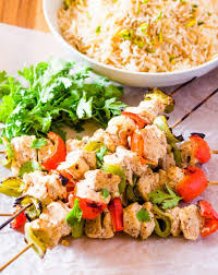 How To Make Shish Tawook In The Oven Shish Tawook Lebanese Chicken Chicken Skewers In Oven