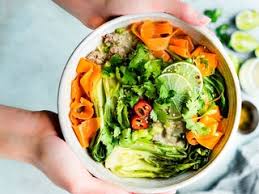 When serving, be sure to scoop all the way down to the bottom of the slow cooker so everyone gets a good taste of all the yummy layers. Mqt6d Sb6blegm