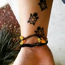 Little Tiny Turtle Tattoos Henna Tattoo Designs Tattoos Tattoos For Women