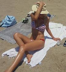 Τελικά παντρεύονται οικονομόπουλος και βίκυ κάβουρα η ηθοποιός βίκυ κάβουρα δημοσίευσε την πιο αισθησιακή της φωτογραφία. Biky Kaboyra Pozarei Me Kayto Magio Sthn Paralia Lifeviews