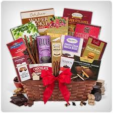 40 Best Gourmet Valentine S Gift Baskets For Him And Her Yum Dodo Burd These 12 gift baskets offer the best combination of taste, presentation, and value we've found, and we think they'll.