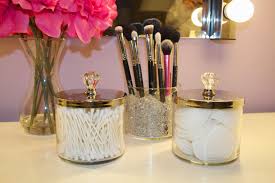Very Cute Idea I Have Already Made One Of These For Makeup Brushes With Images Diy Vanity Storage Makeup Organization Diy Diy Vanity