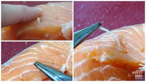 1 lb fresh skinless salmon fillet, 2 t unsalted butter, 2 t olive oil, the juice of half a lemon, salt, pepper, 1 bunch of the hearty salmon meuniere is a food dish in the game the legend of zelda: Legend Of Zelda Breath Of The Wild Hearty Salmon Meuniere Lvl 1 Chef