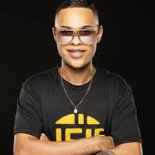 Stream Juan Saldarriaga (Perfil 3) music