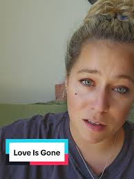 Duet auf "Love Is Gone"