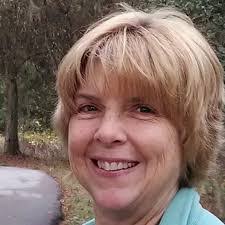 Debora Nowak's Instagram, Twitter & Facebook