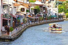 Melaka (also spelt malacca), is a port city about an hour and a half's drive south of kuala lumpur, and is a great place to visit. Melaka Is Set To Become The Dubai Venice And New York Of The Far East With Mwez Halalop