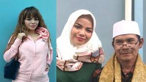 Setelah itu, ia juga tampil di podcast deddy corbuzier tanpa pakai bra. Sang Ayah Langsung Sakit Ketika Dikirimi Foto Dinar Candy Pakai Bikini Tribunnews Com Mobile