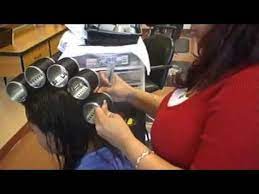 I do not look right with short hair at all so now i'll be suffering for a year cuz she went scissor happy. Dominican Hair Salon By Massiel Roller Set Dominican Hair Hair Salon Hair Rollers