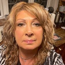 Donna Brierley's Instagram, Twitter & Facebook