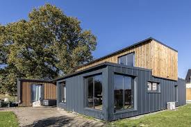 Date Des Travaux 2017 Finitions Gris Anthracite Facon Joint Debout Isolation Exterieure Maison Isolation Exterieur Maison Container