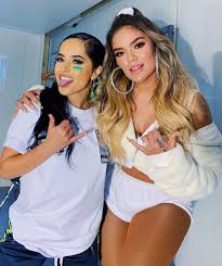 Origin karol g is a colombian reggaeton singer and songwriter. Karol G On Instagram Love U Mi Bebesita Iambeckyg Becky G Style Becky G Curvy Celebrities