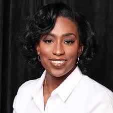 Chantel Mack's Instagram, Twitter & Facebook