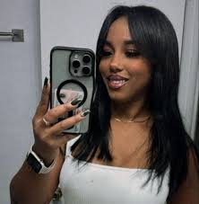 Roxy Gutierrez's Instagram, Twitter & Facebook