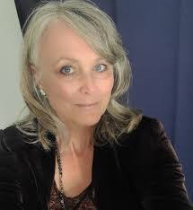 Gena Ellis's Instagram, Twitter & Facebook