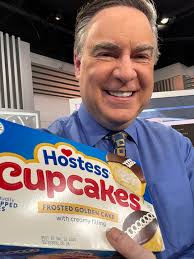 Speculation about cupcake eating in a TV show context