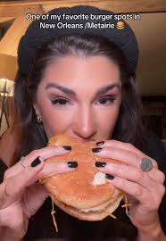 Delicious Burgers at Lee’s Hamburger in New Orleans