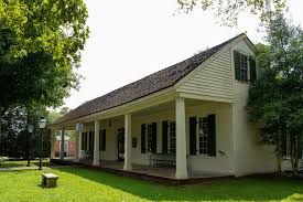 Archeologists discover new artifacts at Florence's Pope's Tavern Museum