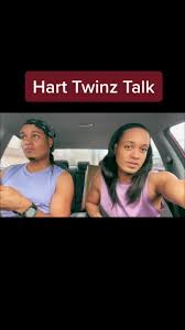 Derrick be going through it 😩😂 #fyp #foryoupage #relationshipadvice  #munch #twinsoftiktok #identicaltwins #storytime #gaytiktok #harttwinz  #viral