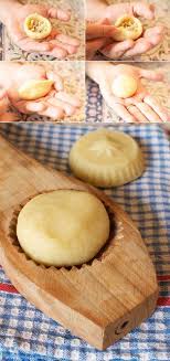 Arabic Cookies I Have These Molds And I Ve Never Used Them I Would Love To Try It This Year Definit Middle Eastern Desserts Maamoul Recipe Lebanese Desserts