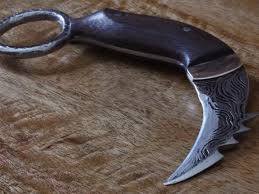 Jenis jenis kerambit tradisional | koleksi kerambit terlengkap. Fakta Kerambit Pisau Yang Mendunia Asli Indonesia