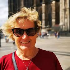 Beste Bande, liebe Grüße von den Tourproben! ♥️🔥 Wir sind fleißig am  Proben, damit wir alle gemeinsam einen megamässigen Sommer abfeiern können.  ☀️ Und ja, ihr seht richtig: Es gibt einige neue