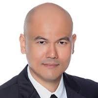 Christopher Tiu's Instagram, Twitter & Facebook