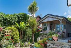 Thousands of photos of cornwall featuring stunning landscapes, sites of historic interest, towns & villages and beautiful beaches. Ferienhauser Und Ferienwohnungen In Cornwall Cottage Ferienhaus Oder Ferienwohnung Die Susse Qual Der Wahl