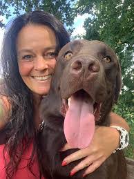 Ginger Crowe's Instagram, Twitter & Facebook