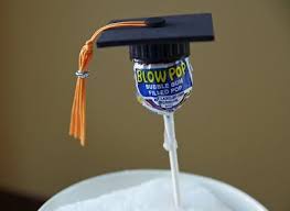 Grad Party Favor Tutorial Graduation Diy Graduation Favors Graduation Center Pieces
