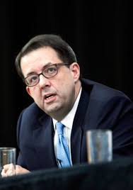 Lucrative Package for Outgoing Bank of New York Mellon Chief