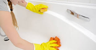 Turn the hot water on and let it fill the tub. How To Clean A Jetted Bathtub