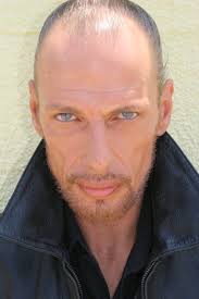 Actor Frankie Ray “Climbing The Hollywood Ladder”