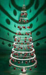 40 Unique Christmas Tree Alternatives Art Home Diy Christmas Tree Alternative Christmas Tree Modern Christmas Tree