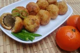 Lalu bentuk sesuai keinginan kamu. Resep Bola Bola Tahu Isi Bakso Gurih Dan Nikmat Cocok Untuk Camilan