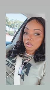 Ebony Anderson's Instagram, Twitter & Facebook