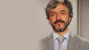 De frente con: Juan Daniel Oviedo