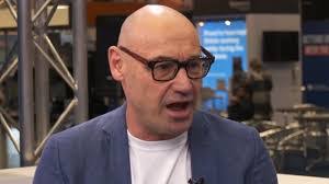 Malcolm Clark's Instagram, Twitter & Facebook