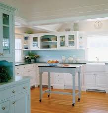 Rebecca Elliott Interior Design Color The Kitchen I Really Like This But Throw Some Yello Cottage Kitchen Design Cottage Kitchens Beach Cottage Kitchens