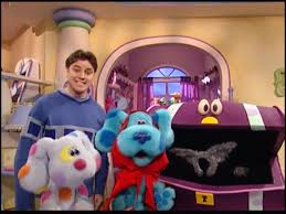Blue S Room Dress Up Time As The Story Of Little Blue Ridding Hood Blue S Clues Barney Friends Dora The Explorer