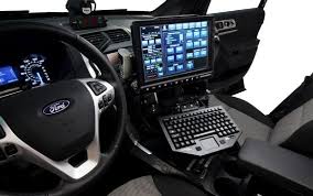 Ford Explorer Interceptor Suv Popular Police Cruiser Motor Trend Wot Ford Police Ford Explorer 2012 Ford Explorer