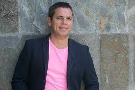 Jun 10, 2021 · el periodista de mega fue entrevistado recientemente por el programa de la red, donde se realiza un vuelco programático que está haciendo mutar al espacio misceláneo en un contingente show informativo, a cargo de michael roldán, juan andrés salfate y monserrat torrent. Jose Miguel Vinuela Habla De Su Posible Regreso A Mega Emol Com